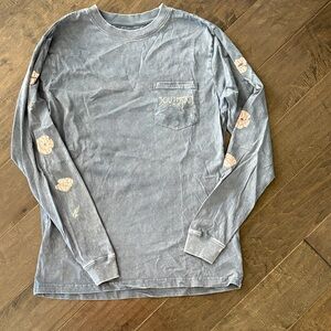 The Southern Shirt Company Gray Long Sleeve Tee